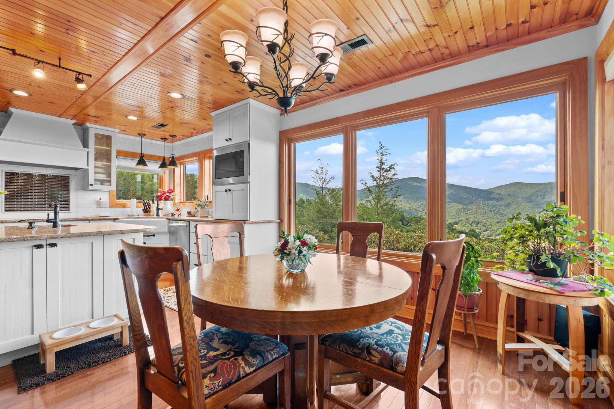 1013 Perry Road West Jefferson, NC 28694 - Photo 14 of 48