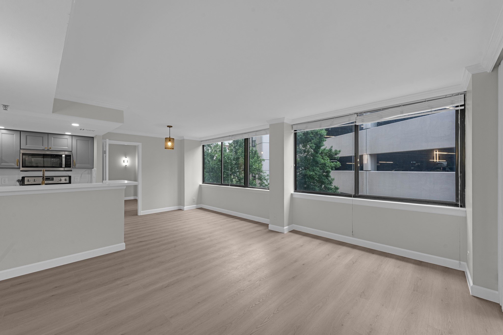 3525 Sage Road, Unit 304 Houston, TX 77056 - Photo 6 of 34