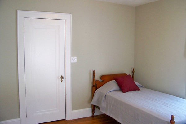 80 Whitney Road Medford, MA 02155 - Photo 9 of 29 Gallery Image 9