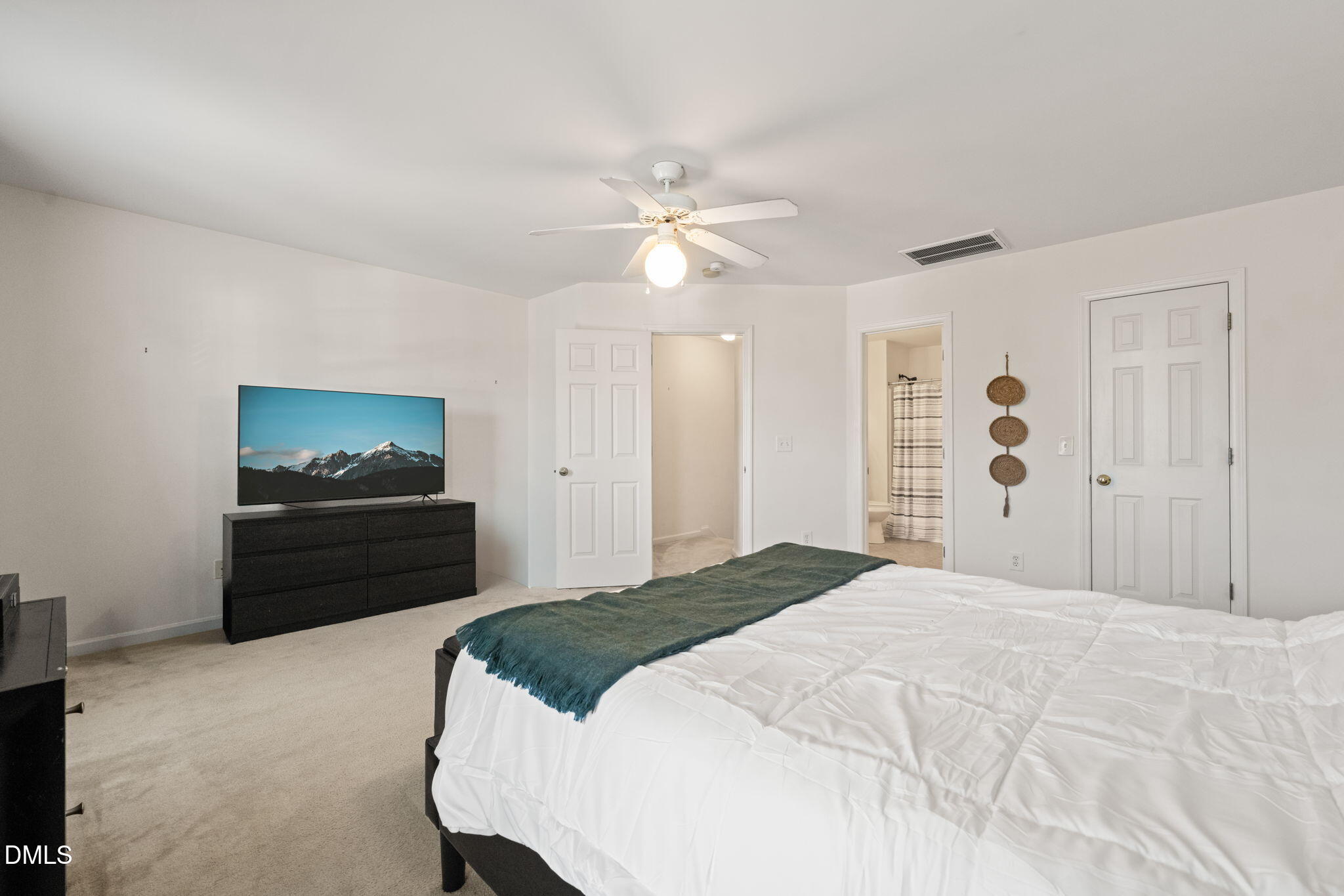 33 Signet Drive Durham, NC 27704 - Photo 15 of 28 15-web-or-mls-untitled-21