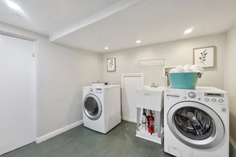 $989,000 | 3340 Harrison Street, Oakland, CA 94611