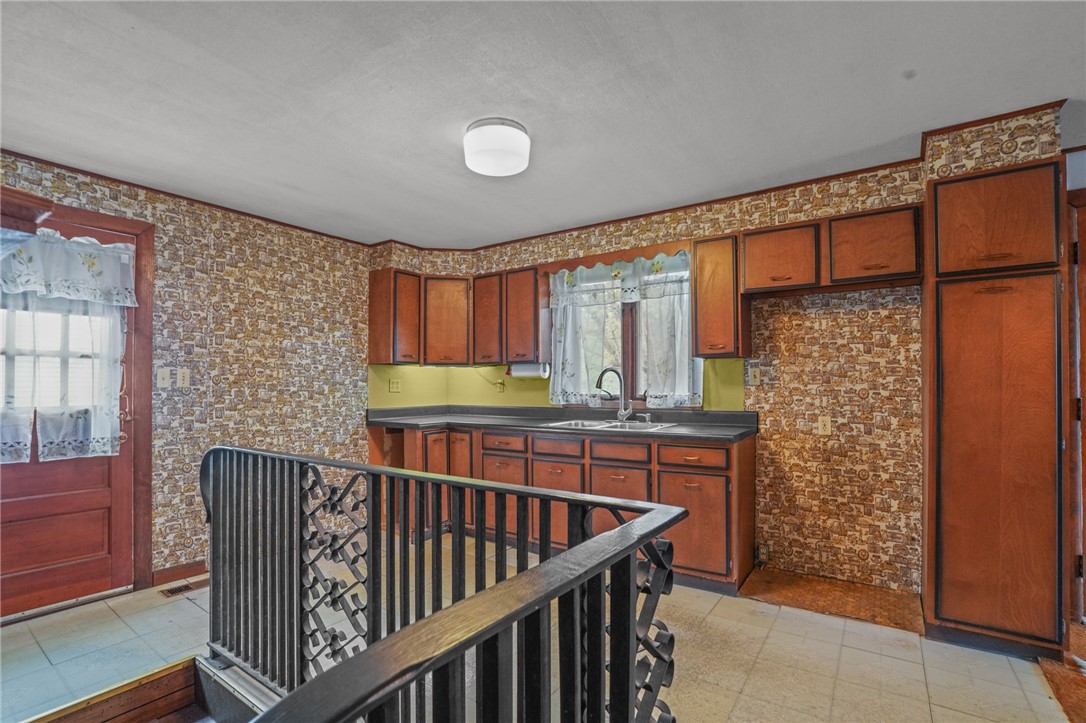 12 Juniper Road South Kingstown, RI 02879 - Photo 13 of 33 Gallery Image 13