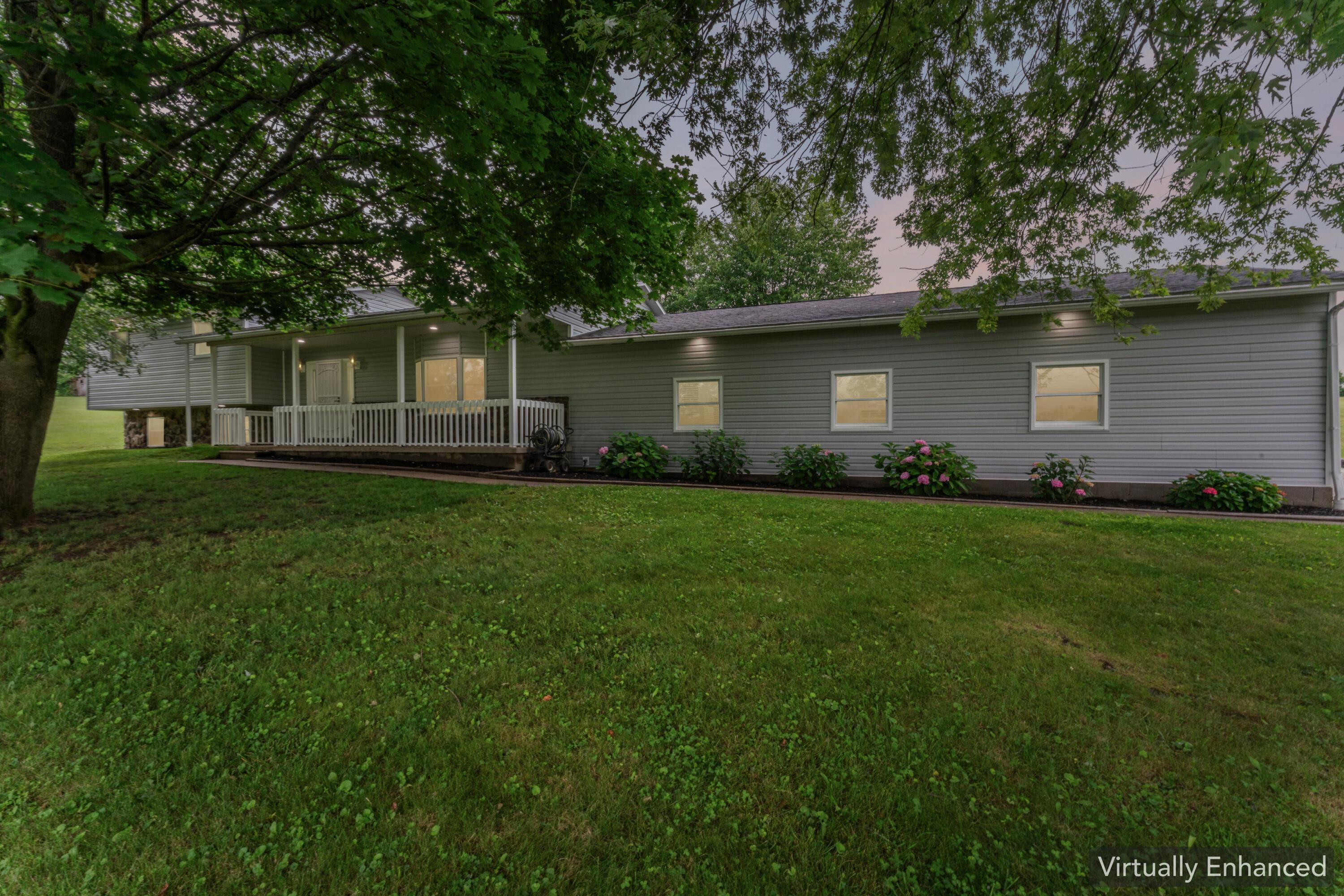 11011 Fairview Road Southeast Heath, OH 43056 - Photo 2 of 67 photos_high_resolution_DSC06060_3x2