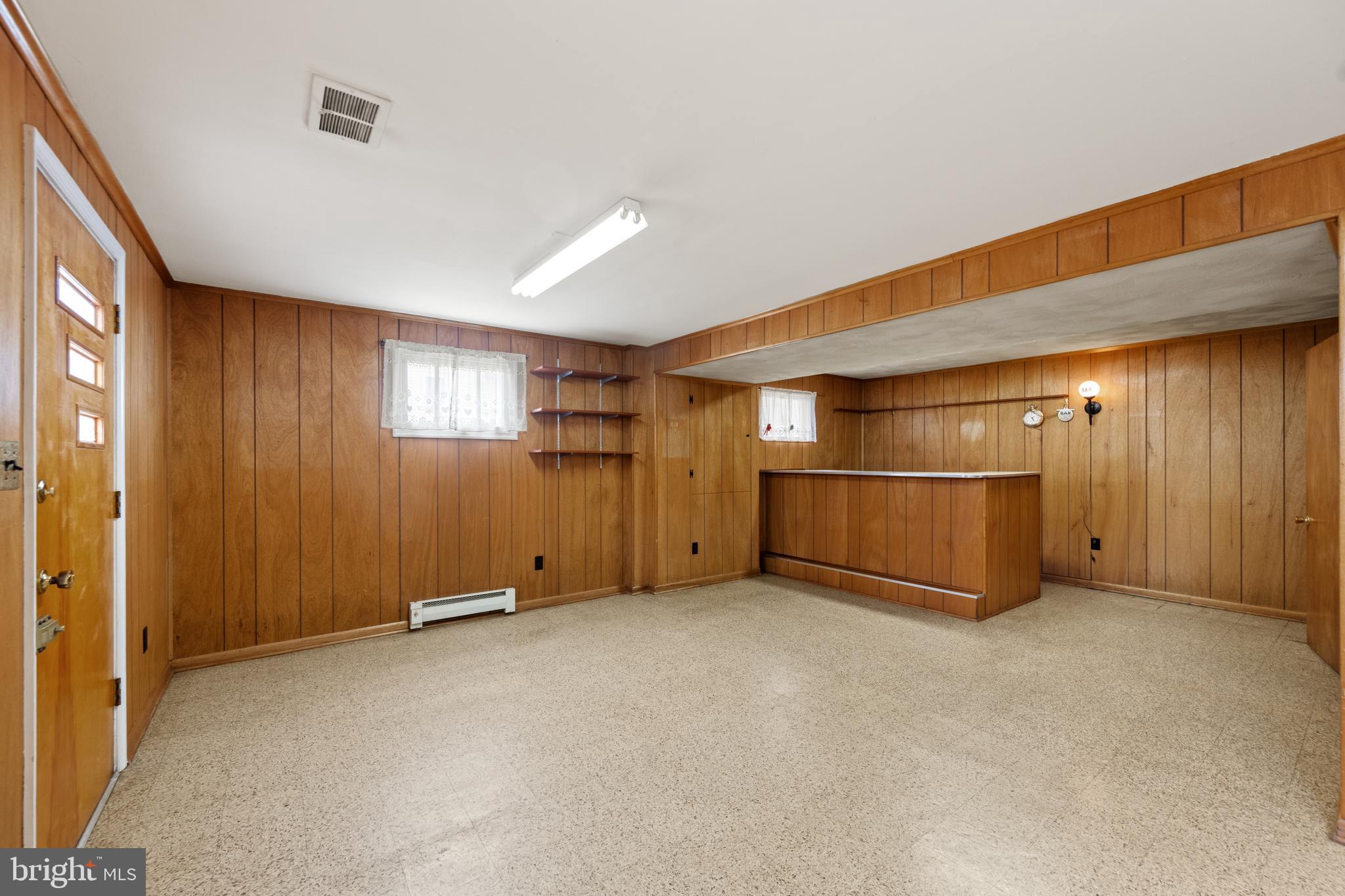 15709 Bond Mill Road Laurel, MD 20707 - Photo 27 of 42 Separate entrance to lower level