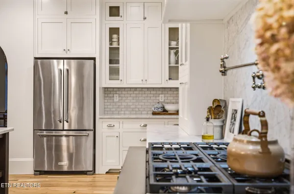 $1,150,000 | 406 Lancaster Court, Morristown, TN 37814