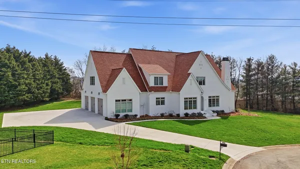$1,150,000 | 406 Lancaster Court, Morristown, TN 37814
