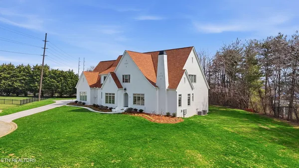 $1,150,000 | 406 Lancaster Court, Morristown, TN 37814