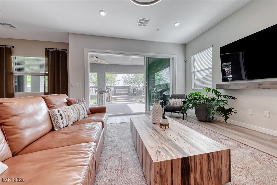 109 Reverie Heights Avenue Henderson, NV 89011 - Photo 13 of 60