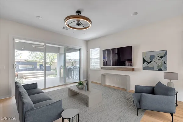 $899,900 | 109 Reverie Heights Avenue, Henderson, NV 89011