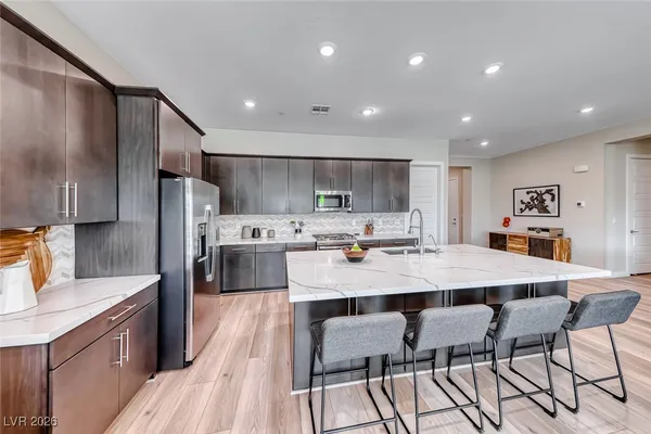$899,900 | 109 Reverie Heights Avenue, Henderson, NV 89011