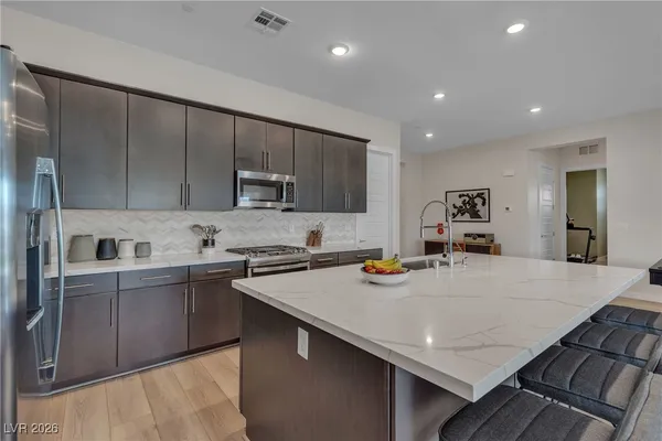 $899,900 | 109 Reverie Heights Avenue, Henderson, NV 89011