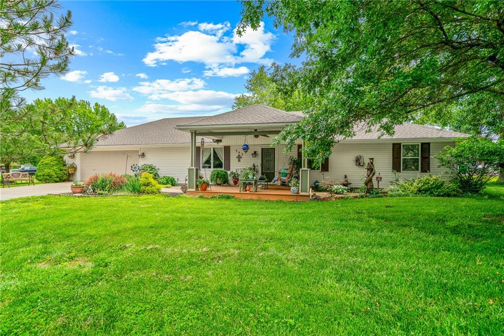 303 West Maple Street Archie, MO 64725 - Photo 2 of 47