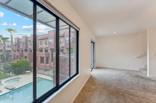 $3,000 | 330 South Farmer Avenue, Unit 115, Tempe, AZ 85281