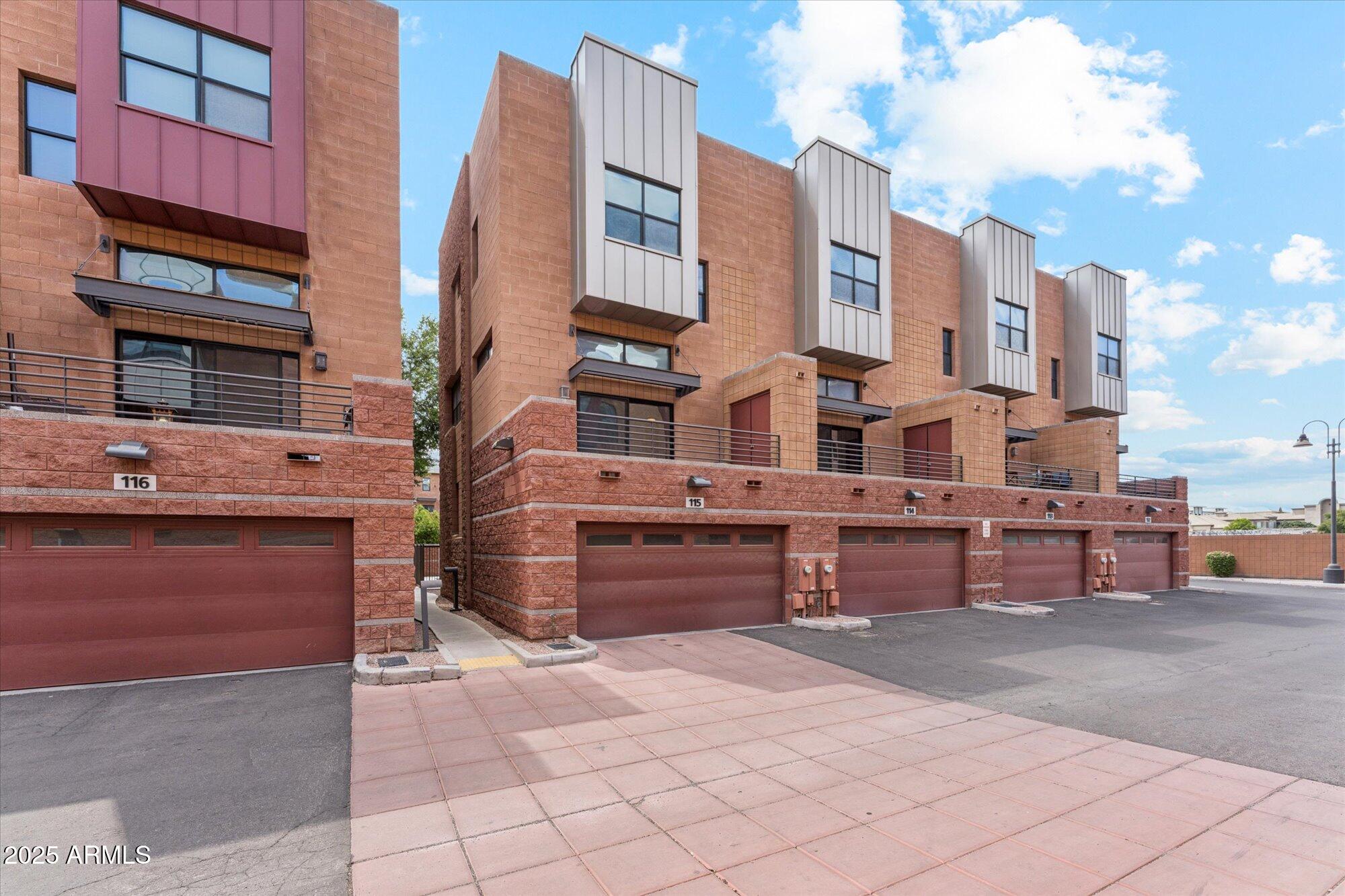 330 South Farmer Avenue, Unit 115 Tempe, AZ 85281 - Photo 3 of 20 2 Car Garage