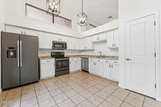 $3,000 | 330 South Farmer Avenue, Unit 115, Tempe, AZ 85281