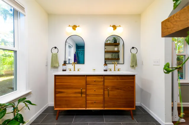 $385,000 | 4123 Oakridge Drive, North Charleston, SC 29418