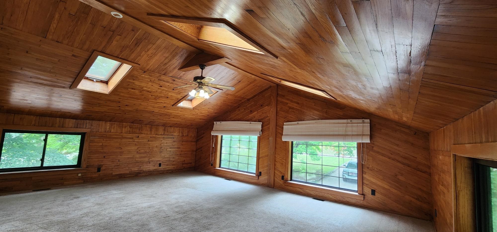 5120 North 3 Road Mesick, MI 49668 - Photo 30 of 54 1915295-29.JPG