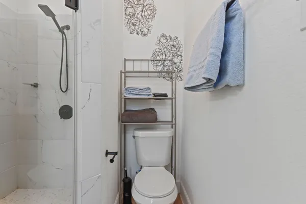 $2,100 | 5607 Bacher Street, Unit B, Houston, TX 77028