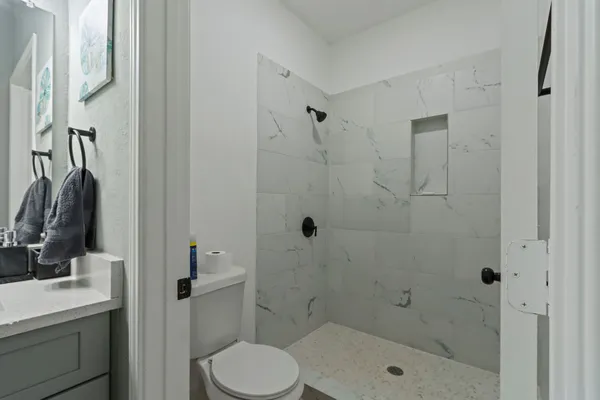 $2,100 | 5607 Bacher Street, Unit B, Houston, TX 77028