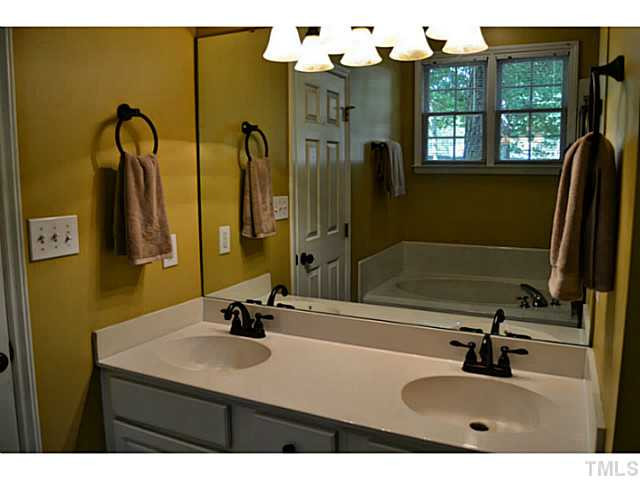 2701 Westmill Court Raleigh, NC 27613 - Photo 16 of 25 Photo 16