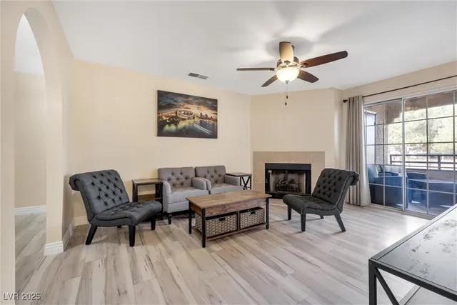$1,650 | 2200 South Fort Apache Road, Unit 2223, Las Vegas, NV 89117