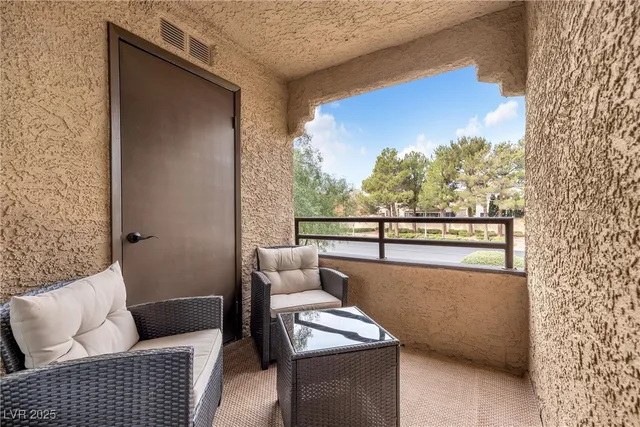 $1,650 | 2200 South Fort Apache Road, Unit 2223, Las Vegas, NV 89117
