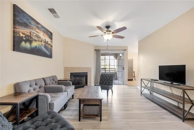 $1,650 | 2200 South Fort Apache Road, Unit 2223, Las Vegas, NV 89117