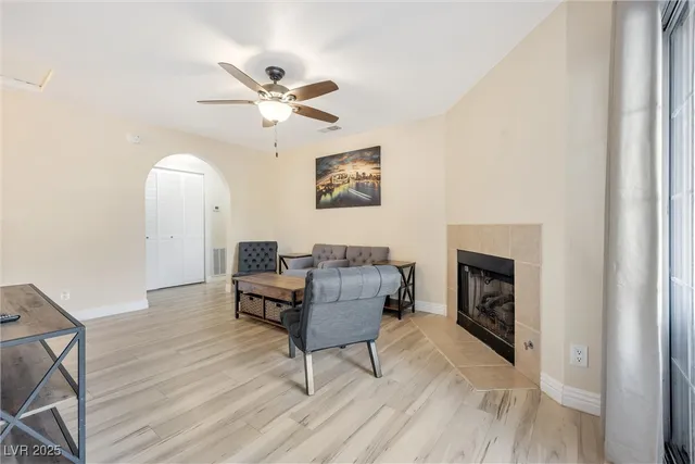 $1,650 | 2200 South Fort Apache Road, Unit 2223, Las Vegas, NV 89117