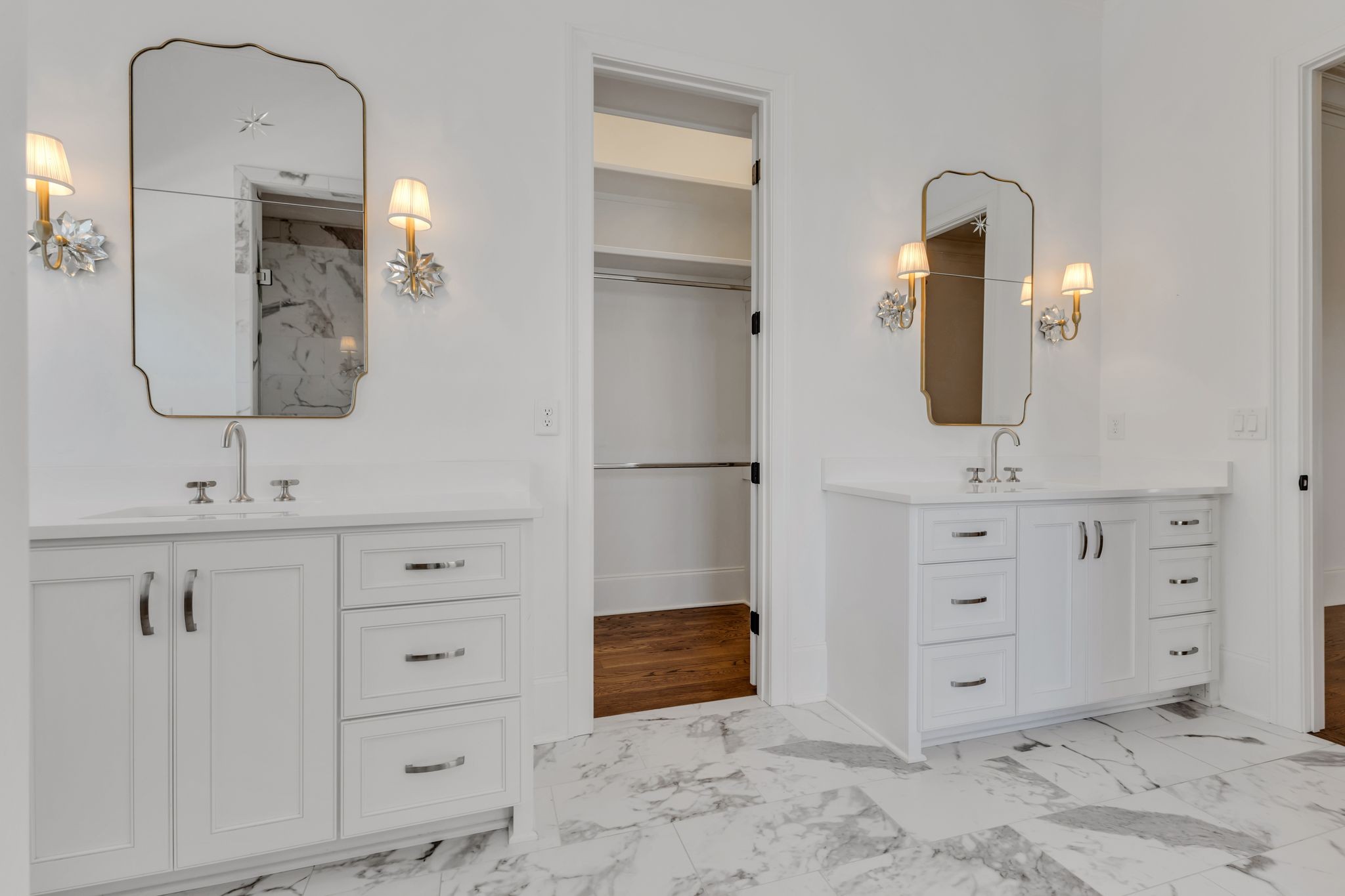 155 Splendor Ridge Drive Franklin, TN 37064 - Photo 17 of 52 a bathroom with a sink and a mirror
