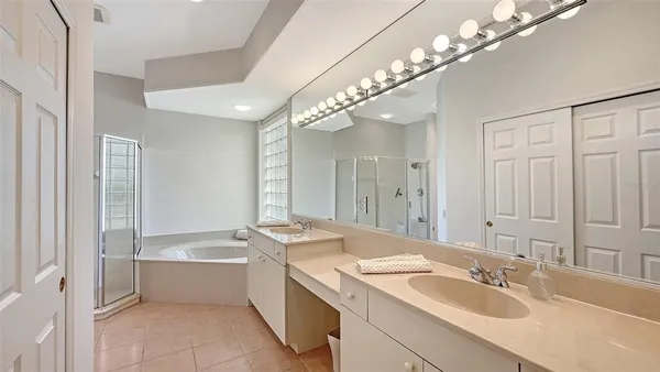 $724,900 | 7318 Windemere Lane, University Park, FL 34201