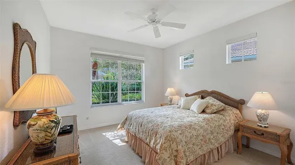 $724,900 | 7318 Windemere Lane, University Park, FL 34201