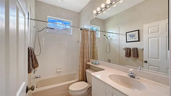 $724,900 | 7318 Windemere Lane, University Park, FL 34201