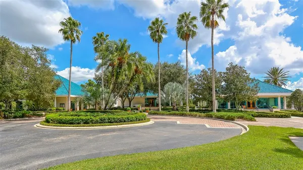 $724,900 | 7318 Windemere Lane, University Park, FL 34201