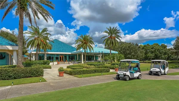 $724,900 | 7318 Windemere Lane, University Park, FL 34201