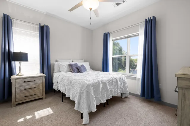 $250,000 | 782 Riverfront Parkway, Unit 322, Chattanooga, TN 37402