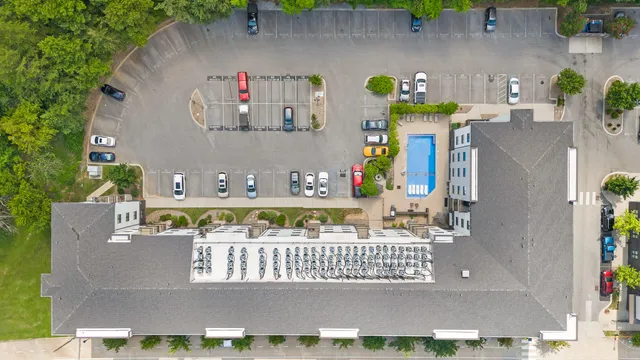 $250,000 | 782 Riverfront Parkway, Unit 322, Chattanooga, TN 37402