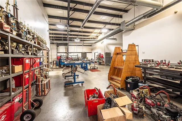 a view of a garden with houses