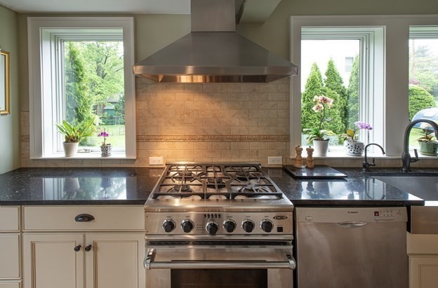 23 Upland Road Leeds, MA 01053 - Photo 9 of 42 Gallery Image 9