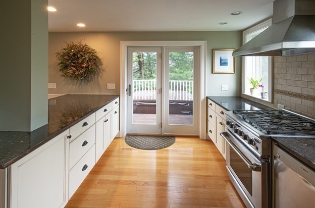 23 Upland Road Leeds, MA 01053 - Photo 10 of 42 Gallery Image 10