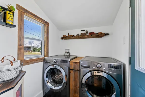 $2,000 | 207 South Main Street, Georgetown, TX 78626