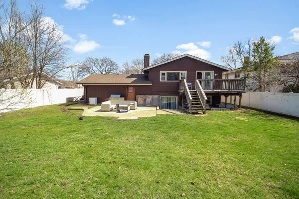 $535,000 | 230 Millford Lane, Bloomingdale, IL 60108