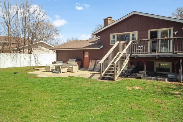 $535,000 | 230 Millford Lane, Bloomingdale, IL 60108