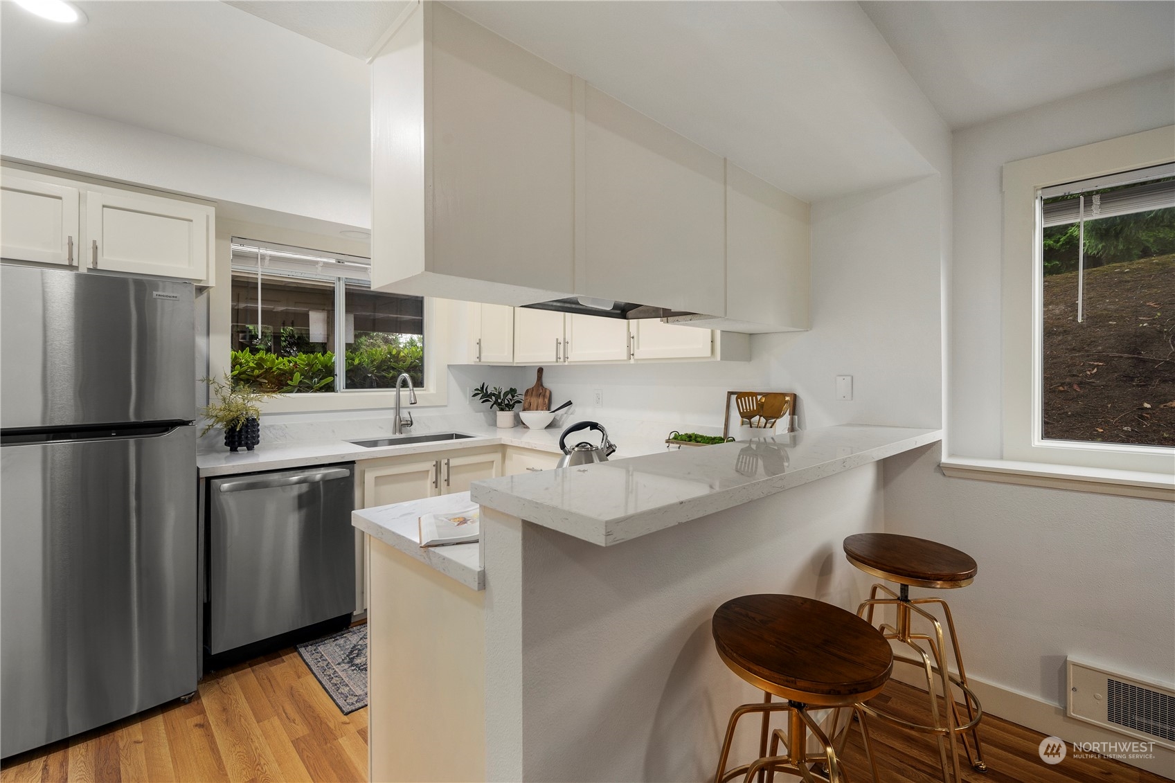 18910 Bothell Everett Highway, Unit K1 Bothell, WA 98012 - Photo 6 of 34