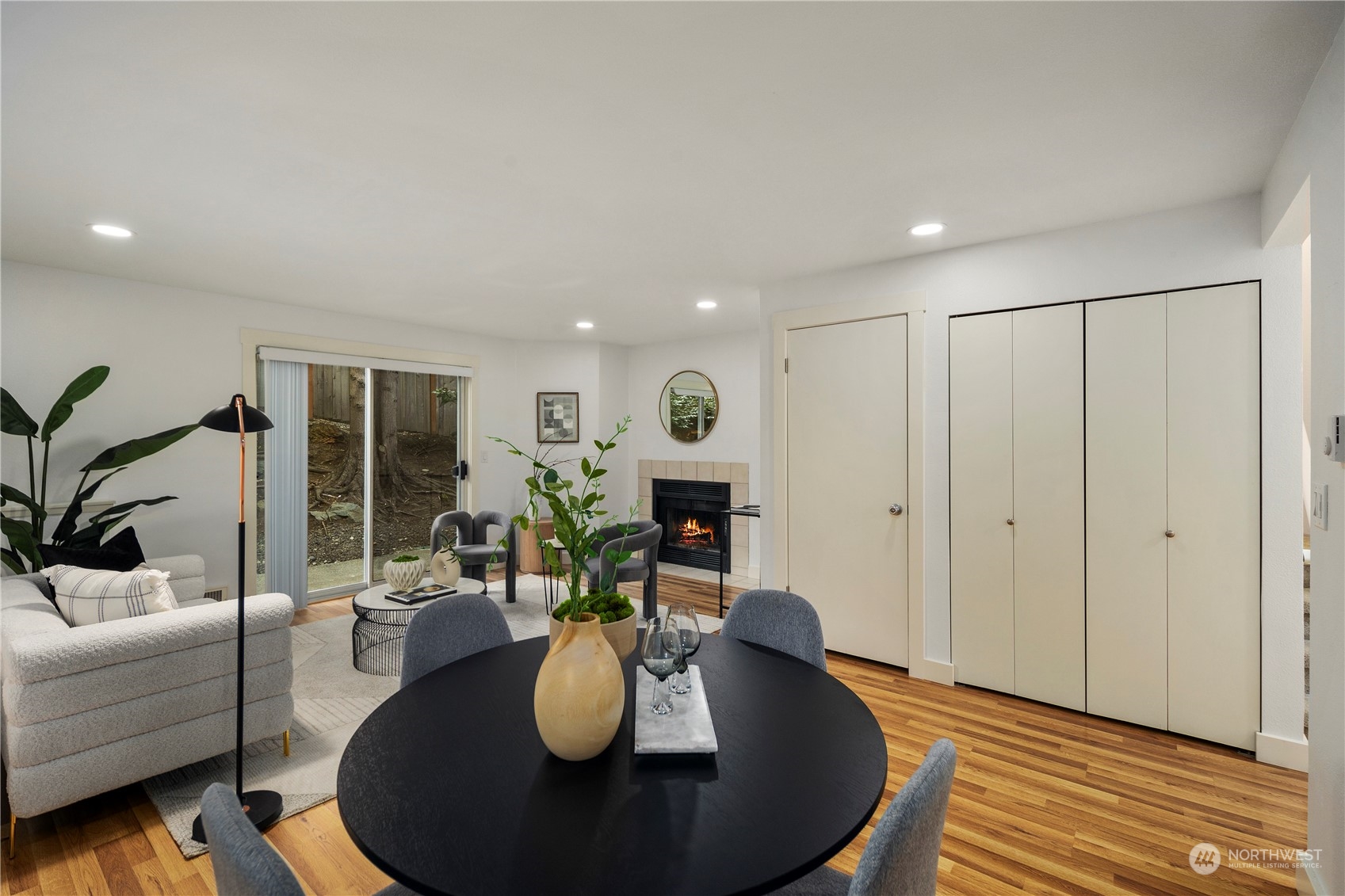 18910 Bothell Everett Highway, Unit K1 Bothell, WA 98012 - Photo 10 of 34