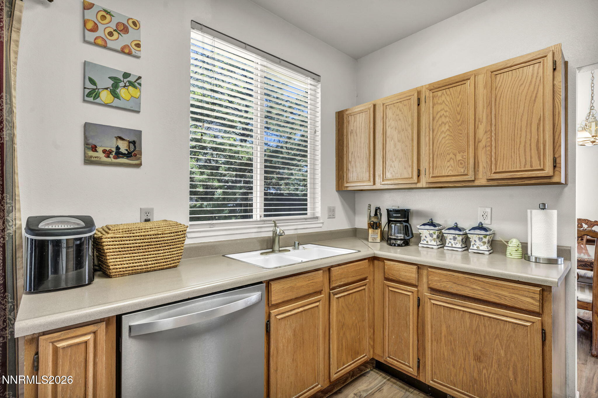 2405 Serena Drive Reno, NV 89503 - Photo 13 of 26 32-web-or-mls-2405-serena-dr