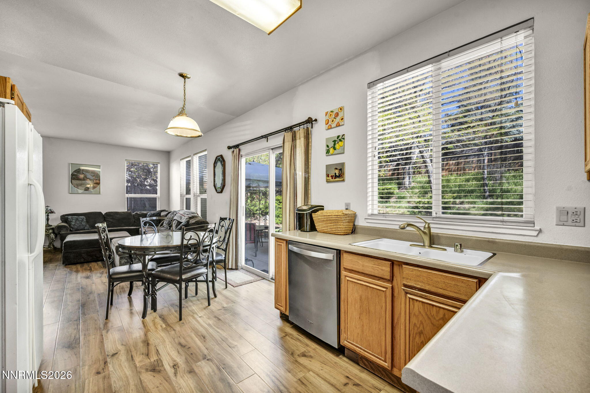 2405 Serena Drive Reno, NV 89503 - Photo 14 of 26 34-web-or-mls-2405-serena-dr