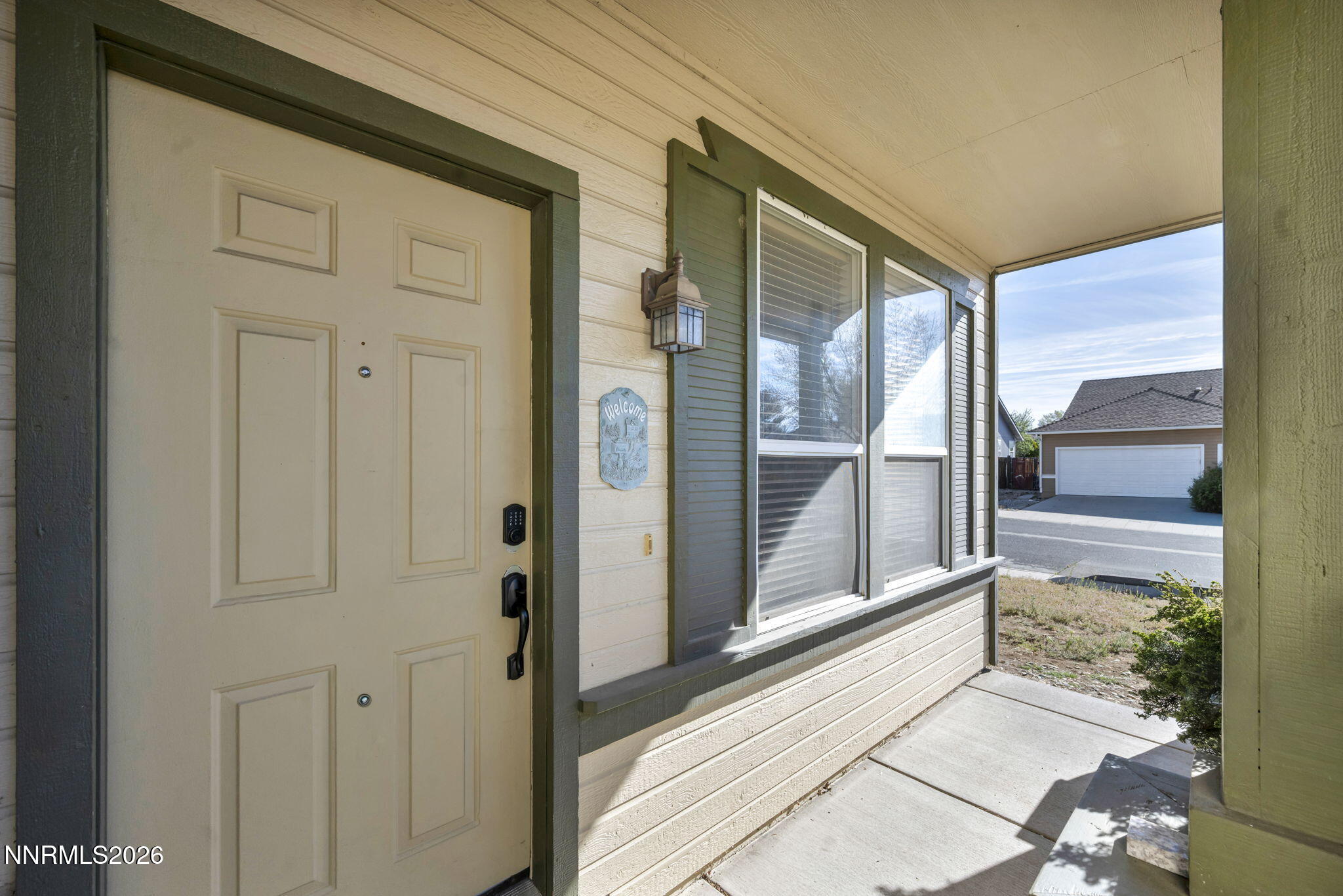 2405 Serena Drive Reno, NV 89503 - Photo 3 of 26 6-web-or-mls-2405-serena-dr