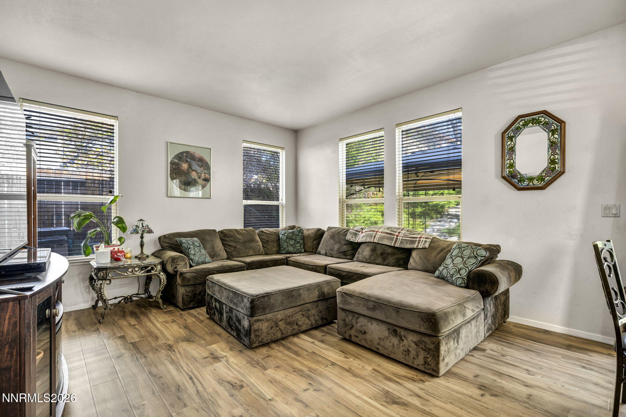 2405 Serena Drive Reno, NV 89503 - Photo 8 of 26 24-web-or-mls-2405-serena-dr