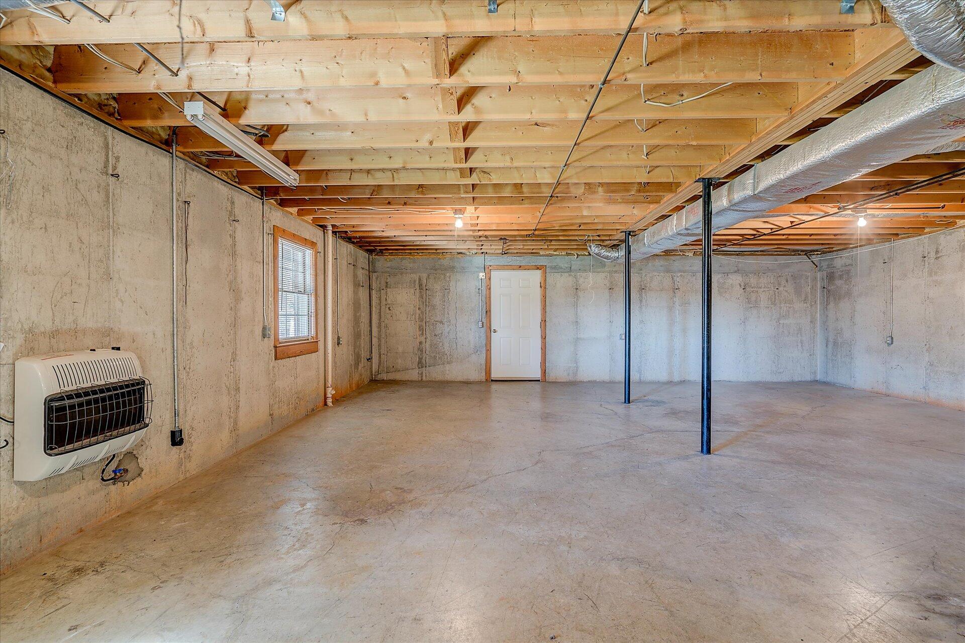 1077 Hopkins Road Rocky Mount, VA 24151 - Photo 47 of 69 a view of a garage