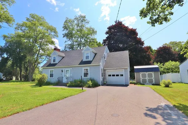 $399,000 | 1331 State Street, Veazie, ME 04401